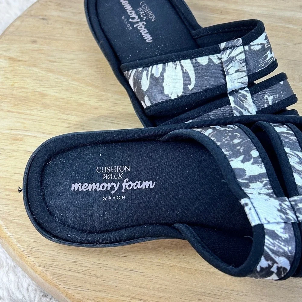 Avon Memory Foam‎ Cushion Walk Slides Comfort Sandals Black White M (7-8)